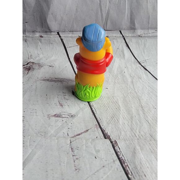 1994 Disney Mattel Winnie The Pooh Train Conductor 4 1/2" TALL Doesn't Work - Picture 4 of 6